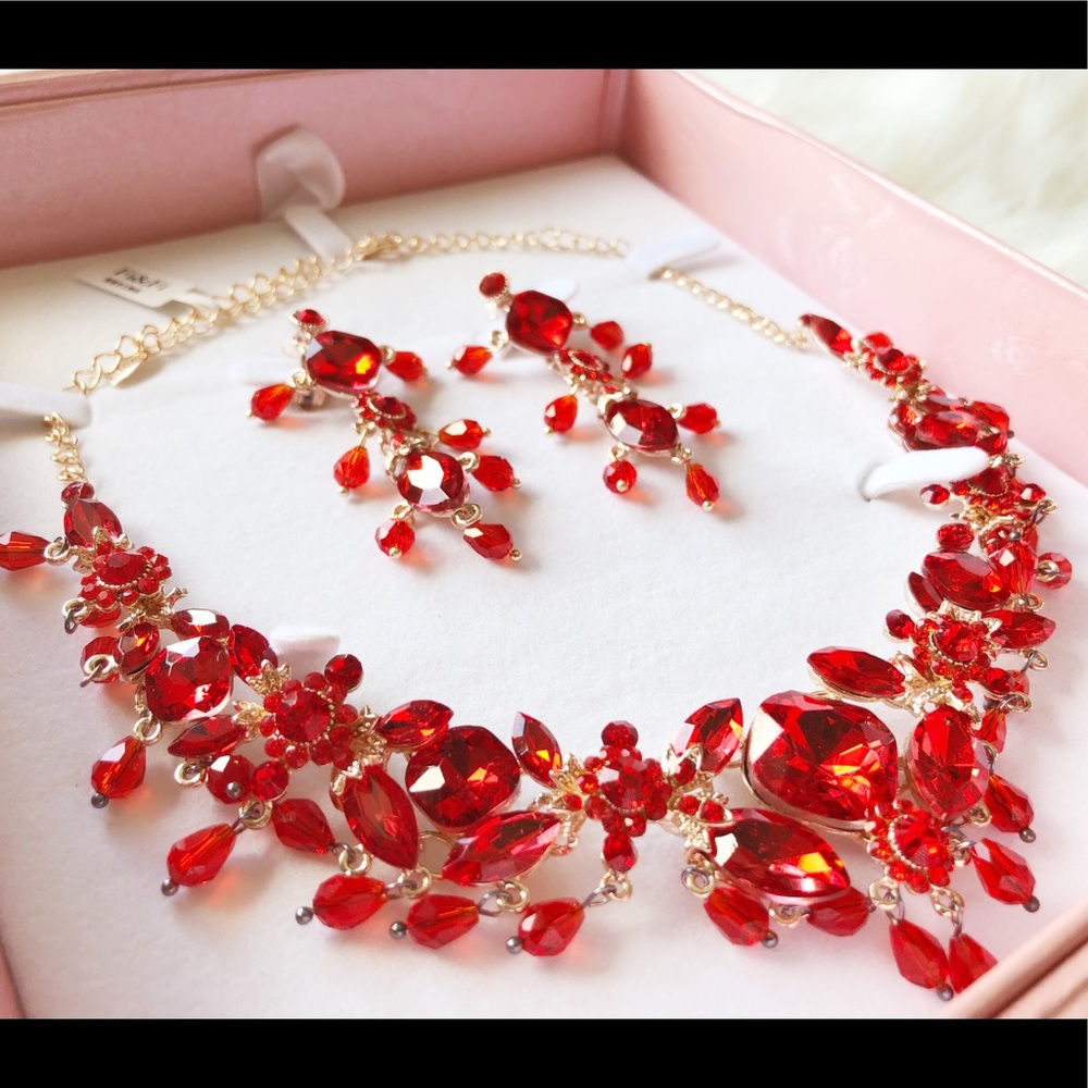 Brand New Quinceañera/Bridal Jewelry Set